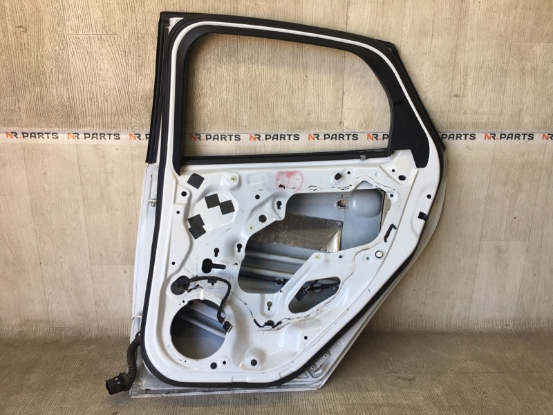 Дверь задняя правая FOCUS 10-18 2014 2.0 C20HDEX