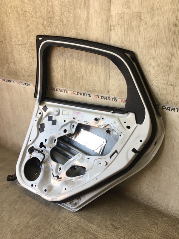 Дверь задняя правая FOCUS 10-18 2014 2.0 C20HDEX