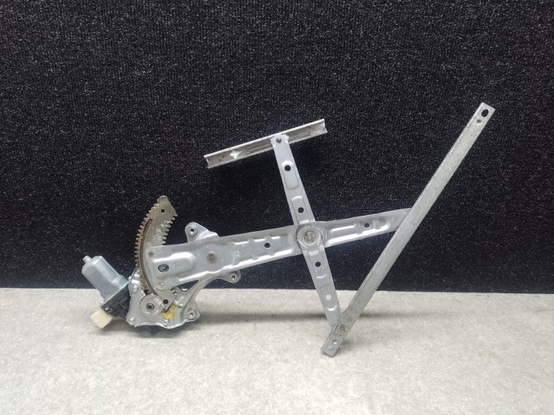 Стеклоподъемник задний левый NISSAN X-TRAIL/ROGUE T32 13-20 2016 2.5 QR25DE 82721-4BA2A Б/У