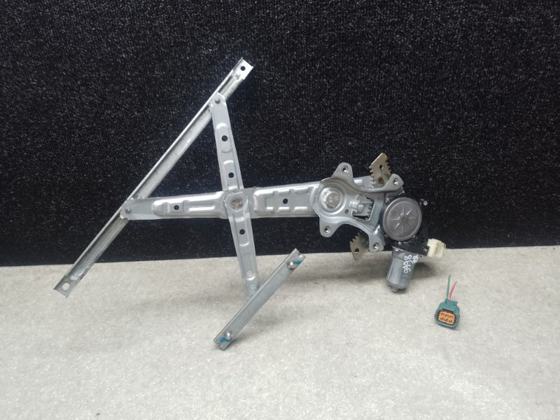 Стеклоподъемник задний правый X-TRAIL/ROGUE T32 13-20 2016 2.5 QR25DE