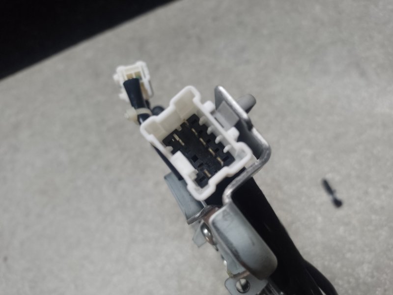 Замок крышки багажника X-TRAIL/ROGUE T32 13-20 2016 2.5 QR25DE