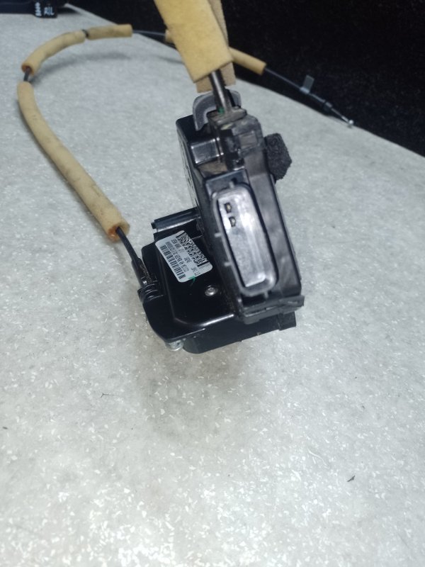 Замок двери задний правый X-TRAIL/ROGUE T32 13-20 2016 2.5 QR25DE