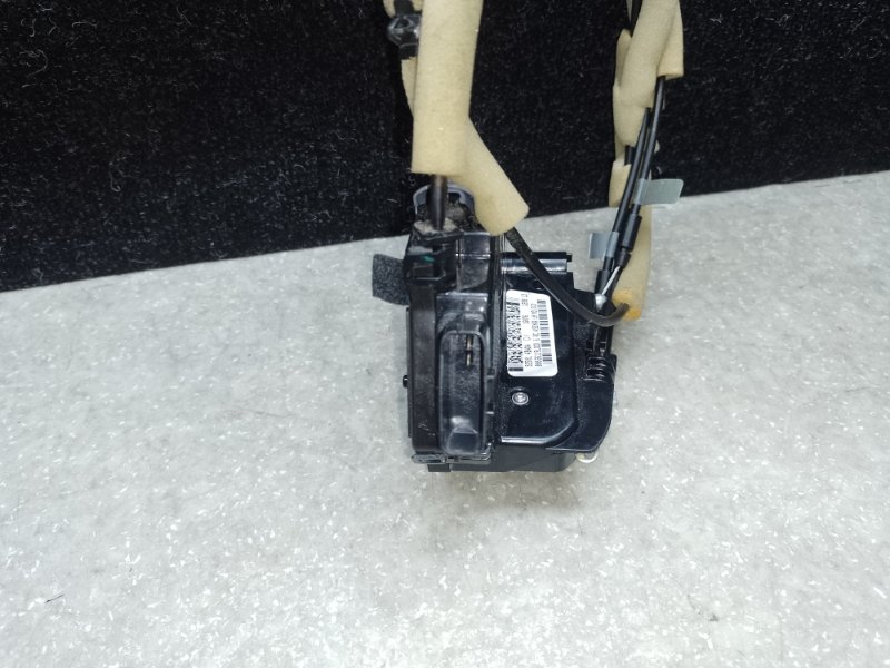 Замок двери задний левый X-TRAIL/ROGUE T32 13-20 2016 2.5 QR25DE