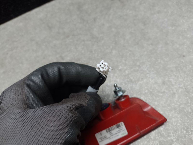 Стоп-сигнал NISSAN X-TRAIL/ROGUE T32 13-20 2.5 QR25DE