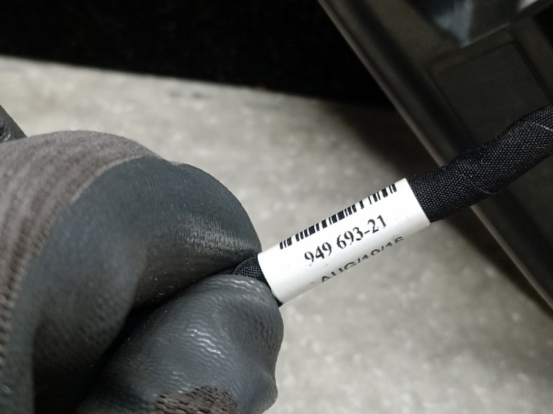 Фонарь внутренний левый X-TRAIL/ROGUE T32 13-20 2016 2.5 QR25DE