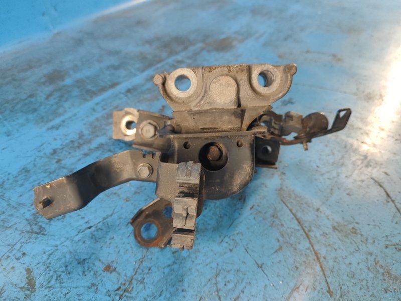 Подушка двигателя HS250H (ANF10) 09-12 2009 2.4 2AZFXE