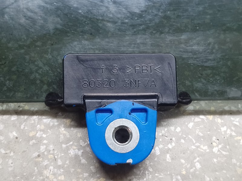 Стекло двери заднее правое NISSAN X-TRAIL/ROGUE T32 13-20 2.5 QR25DE