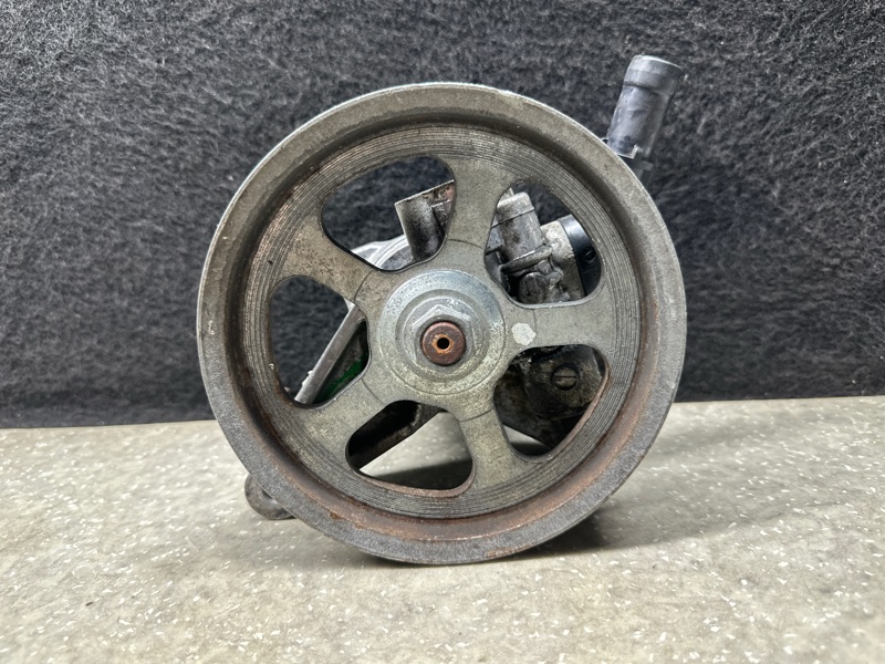 Насос ГУР PILOT 08-15 3.0