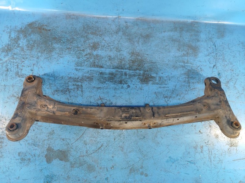 Балка задней подвески CAMRY 20 96-02
