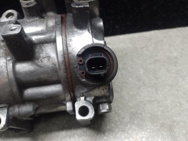 Компрессор кондиционера AVENSIS 03-08 Компрессор кондиционера AVENSIS 03-08