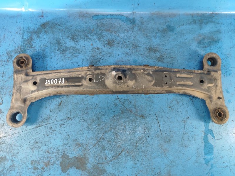 Балка задней подвески TOYOTA CAMRY 20 96-02 51206-06042 Б/У