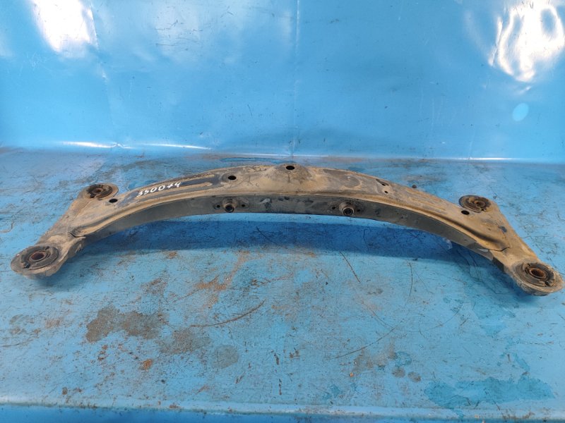 Балка задней подвески TOYOTA CAMRY 20 96-02