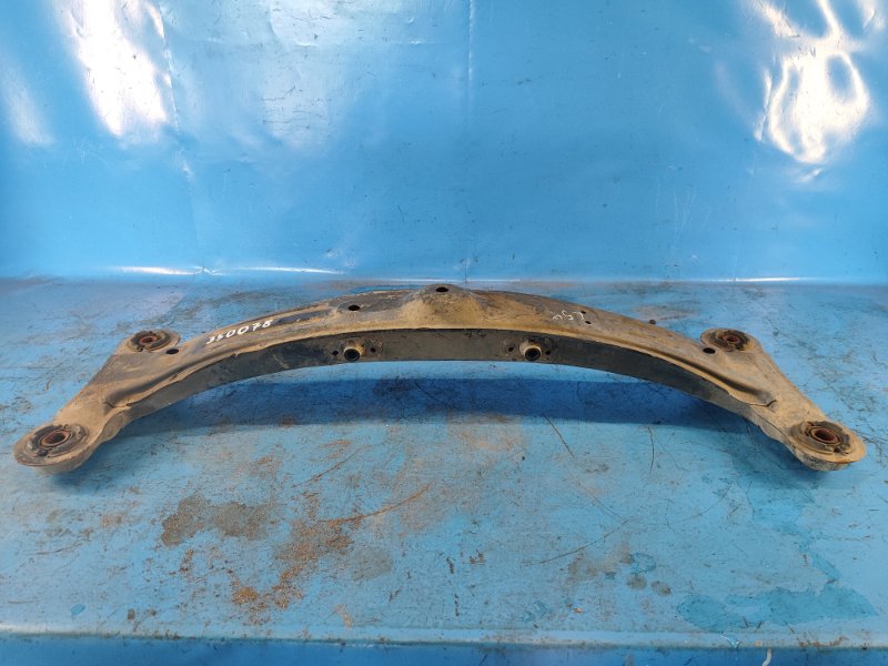 Балка задней подвески ES300 96-01