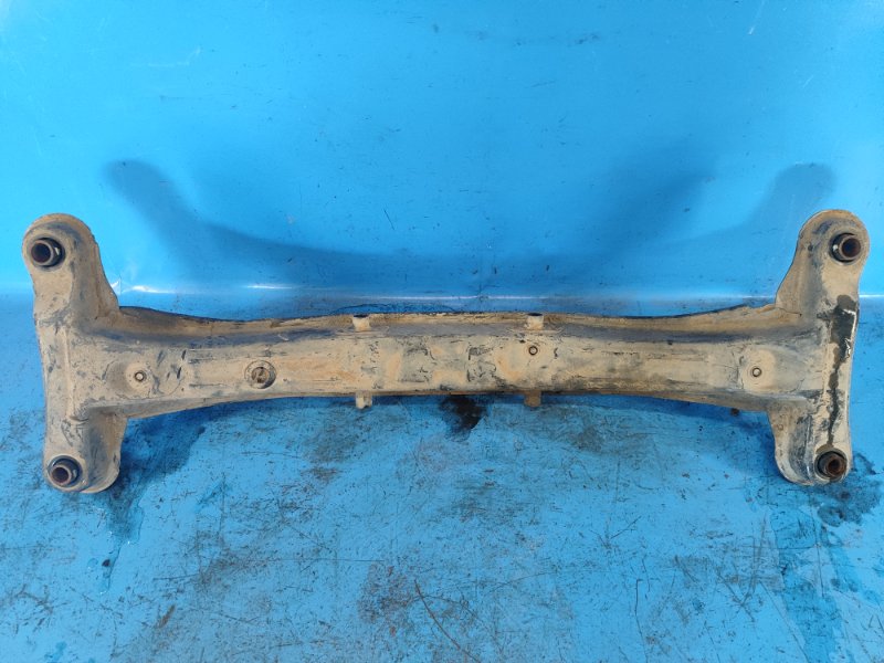 Балка задней подвески LEXUS ES300 96-01