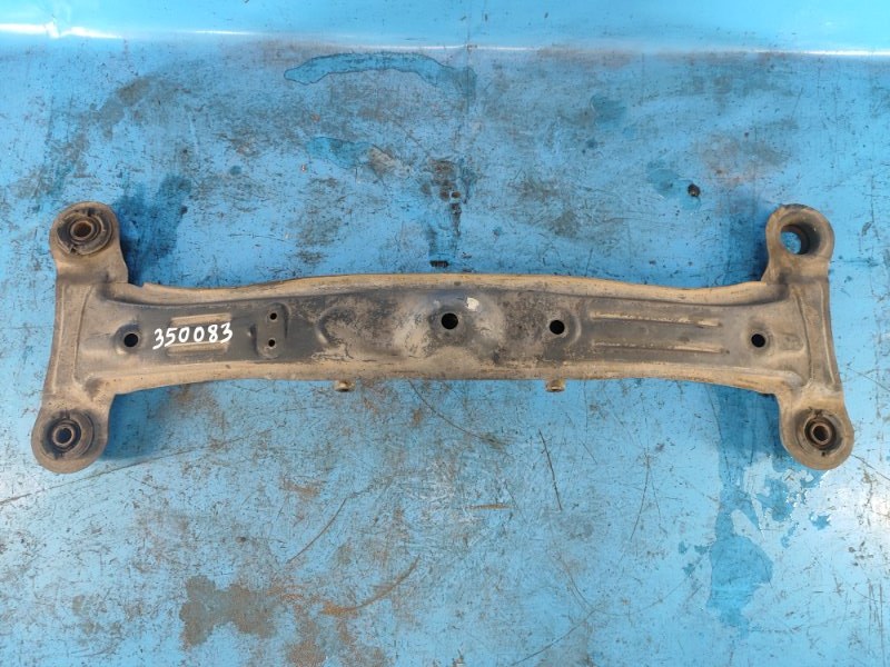 Балка задней подвески LEXUS ES300 96-01 5120633040 Б/У