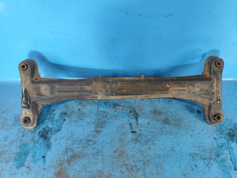 Балка задней подвески LEXUS ES300 96-01