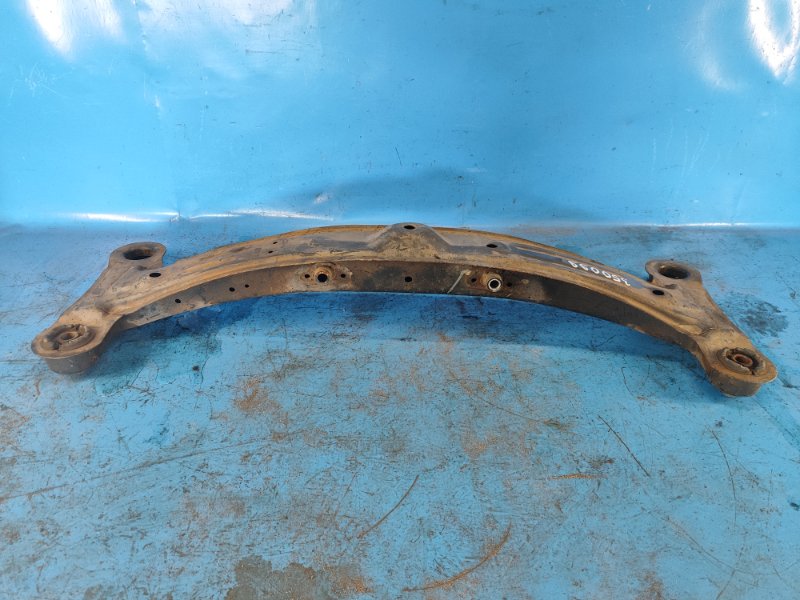 Балка задней подвески LEXUS ES300 96-01