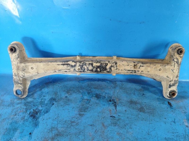 Балка задней подвески LEXUS ES300 96-01