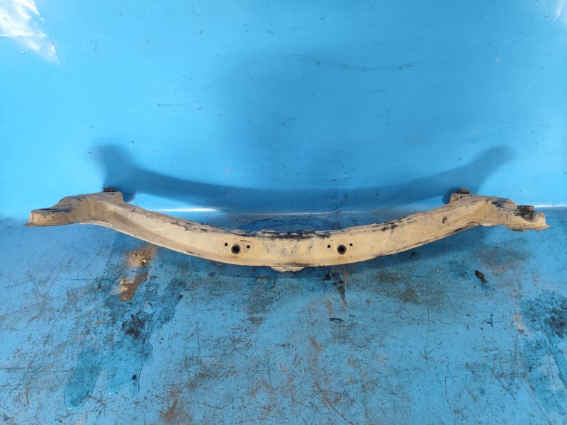 Балка задней подвески ES300 96-01