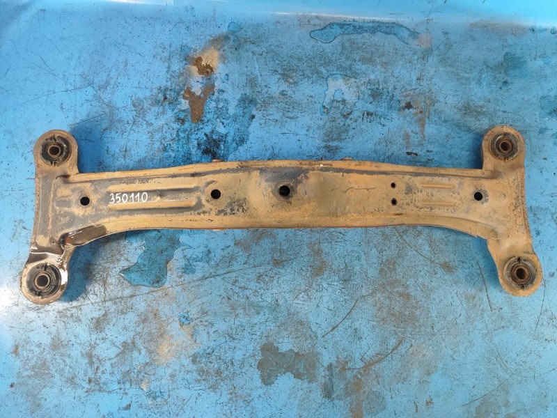 Балка задней подвески LEXUS ES300 96-01 5120633040 Б/У