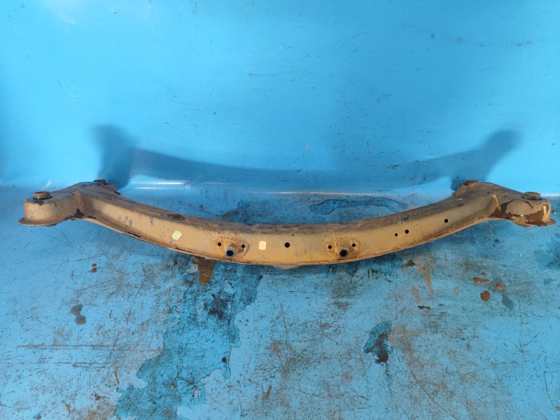 Балка задней подвески ES300 96-01