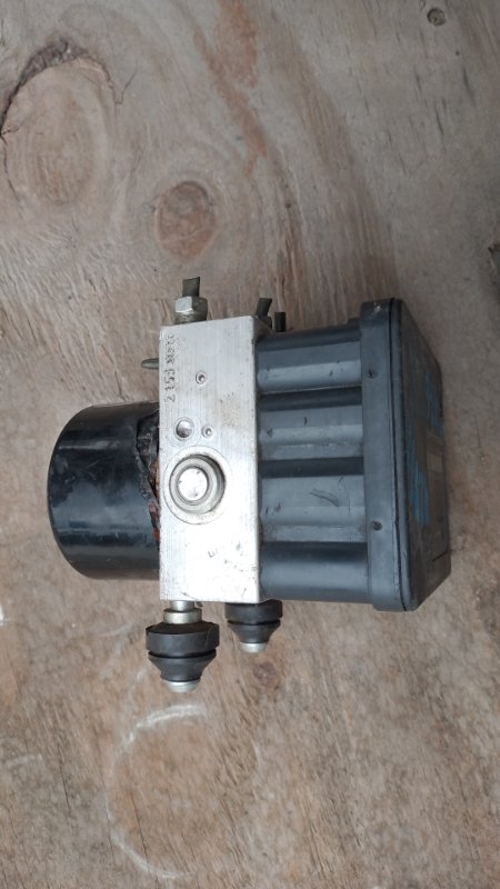 Блок ABS OUTLANDER XL 05-13 Блок ABS OUTLANDER XL 05-13