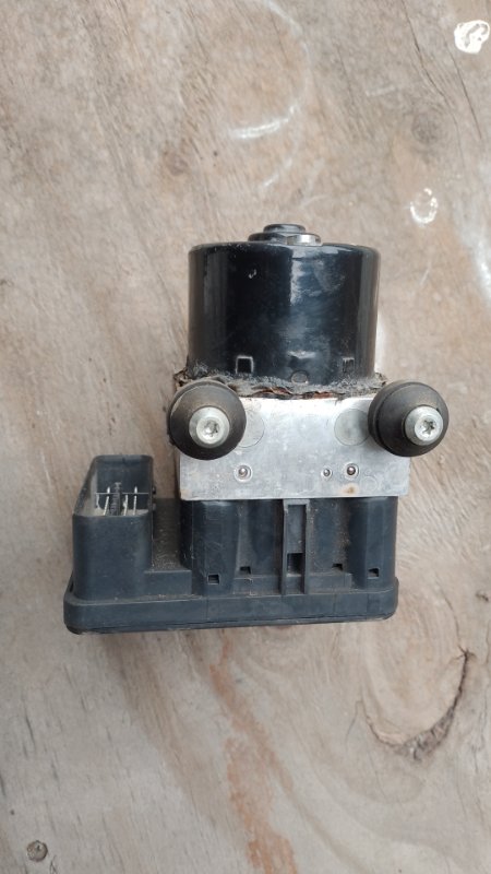 Блок ABS OUTLANDER XL 05-13 Блок ABS OUTLANDER XL 05-13