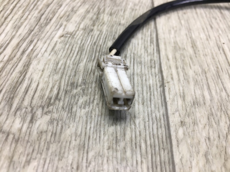 Датчик ABS задний правый FORESTER SF 97-02