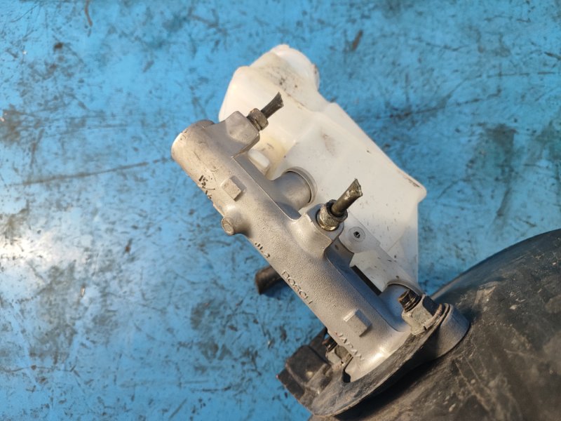 Вакуумный усилитель тормозов TRIBECA B9 05-07