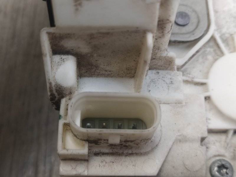 Замок двери передний правый JOURNEY 08-20 2008 3.5 EGF