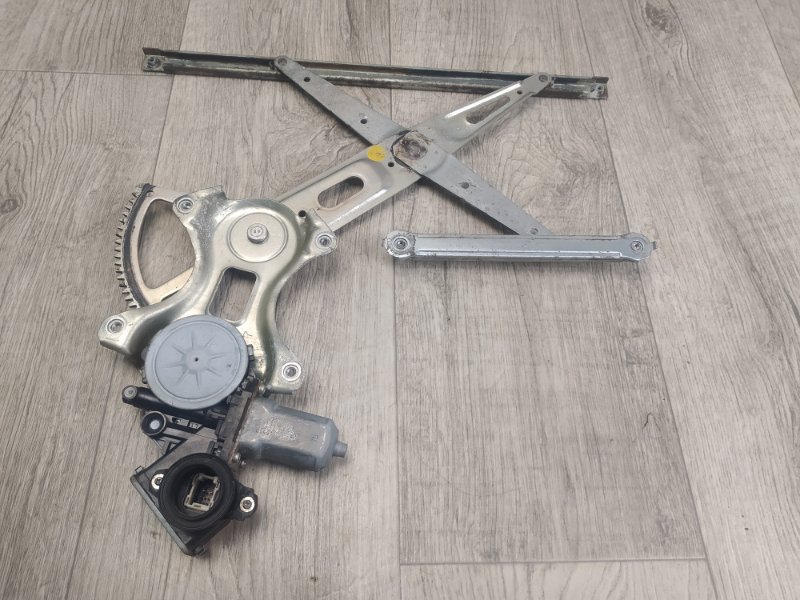 Стеклоподъемник передний левый TOYOTA RAV4 05-12 2006 2.4 2AZFE 69802-52080 Б/У