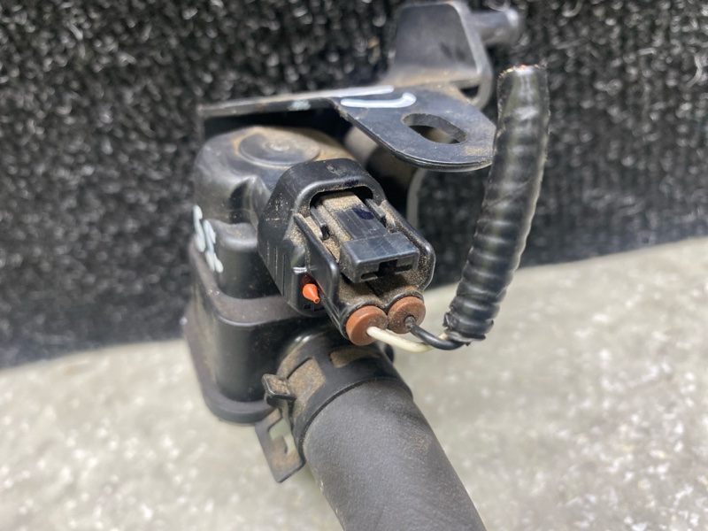 Клапан электромагнитный (вакуумный) TOYOTA CAMRY 55 14-17 2.5 2ARFXE Клапан электромагнитный (вакуумный) TOYOTA CAMRY 55 14-17 2.5 2ARFXE