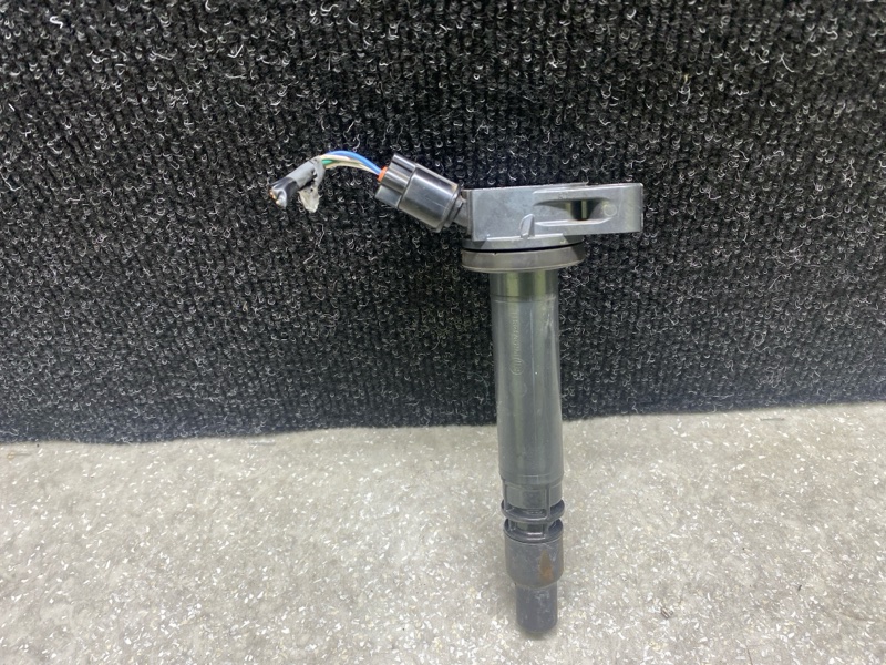 Катушка зажигания CAMRY 55 14-17 2016 2.5 2ARFXE Катушка зажигания CAMRY 55 14-17 2016 2.5 2ARFXE