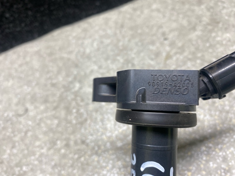 Катушка зажигания CAMRY 55 14-17 2016 2.5 2ARFXE Катушка зажигания CAMRY 55 14-17 2016 2.5 2ARFXE