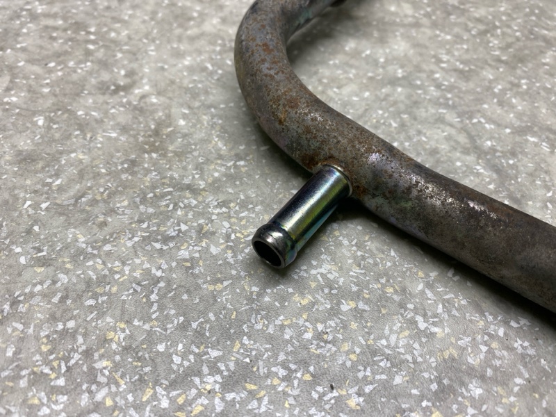 Патрубок системы охлаждения ACCENT RB 10- 2014 ХЭТЧБЭК 1.6 G4FD