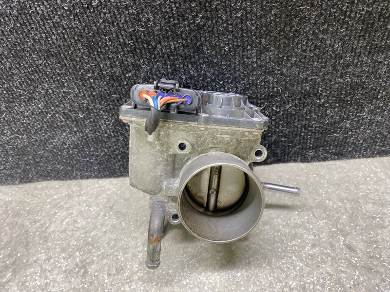 Дроссельная заслонка HYUNDAI ACCENT RB 10- 2014 ХЭТЧБЭК 1.6 G4FD 35100-2B300 Б/У