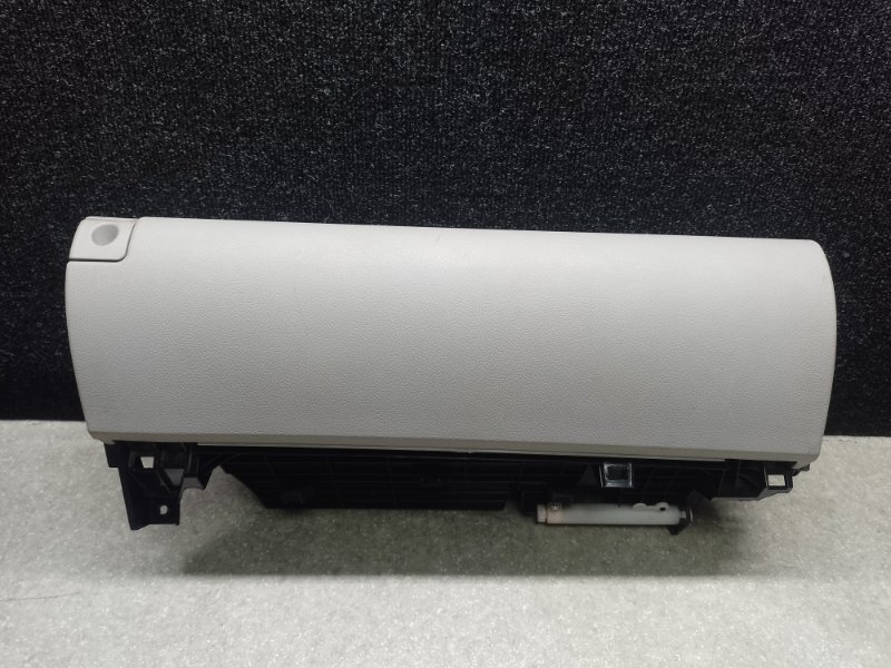 Бардачок TOYOTA CAMRY 55 14-17 2014 2.5 2ARFE 55303-06391-B0 Б/У