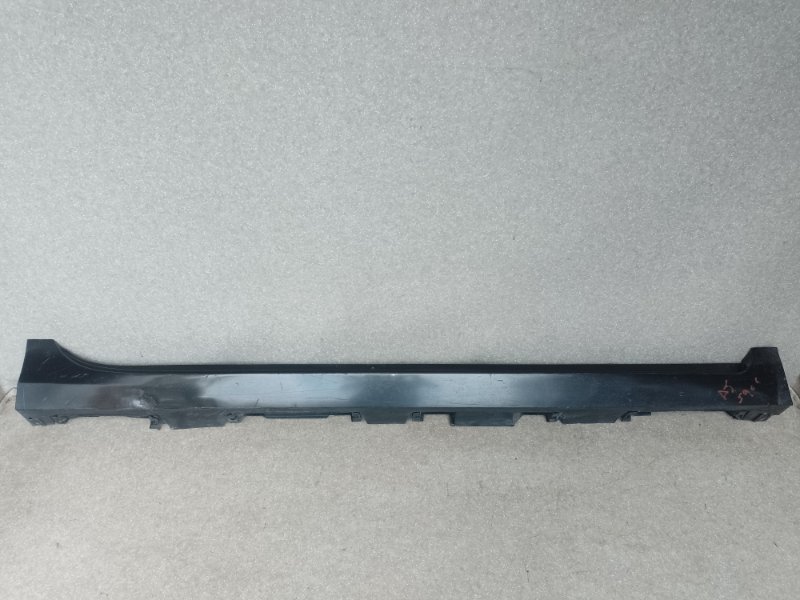 Накладка порога наружная правая TOYOTA CAMRY 55 14-17 2014 2.5 2ARFE 75851-06926 Б/У