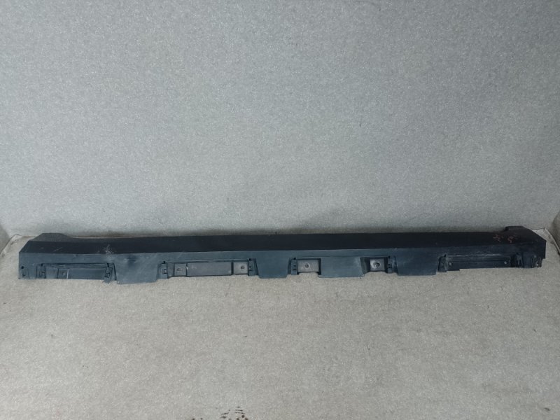 Накладка порога наружная правая TOYOTA CAMRY 55 14-17 2.5 2ARFE