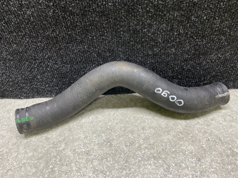 Патрубок системы охлаждения ES350 06-12 2006 3.5 2GR-FE