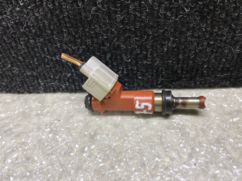 Форсунка топливная ES350 06-12 2006 3.5 2GR-FE