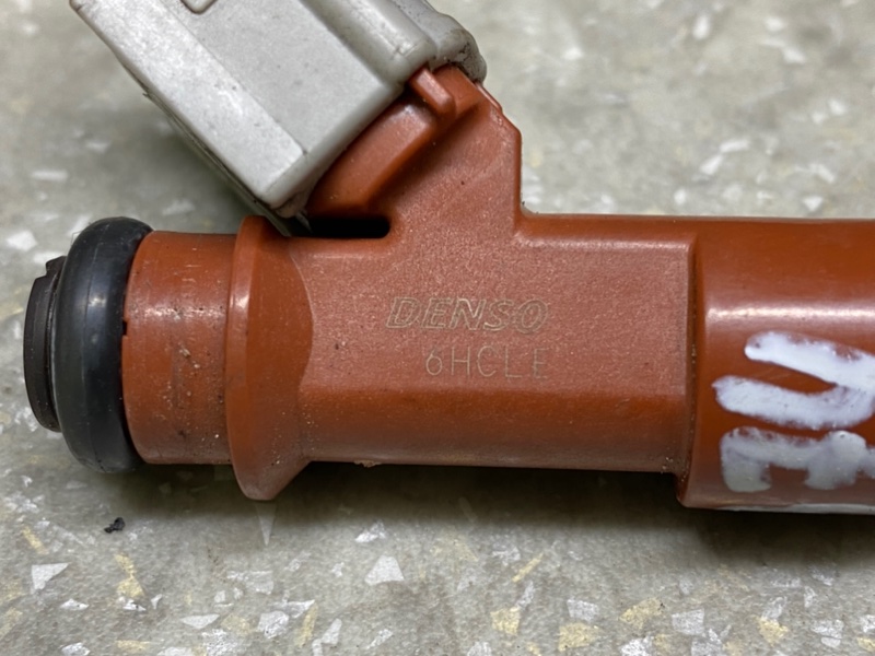 Форсунка топливная ES350 06-12 2006 3.5 2GR-FE