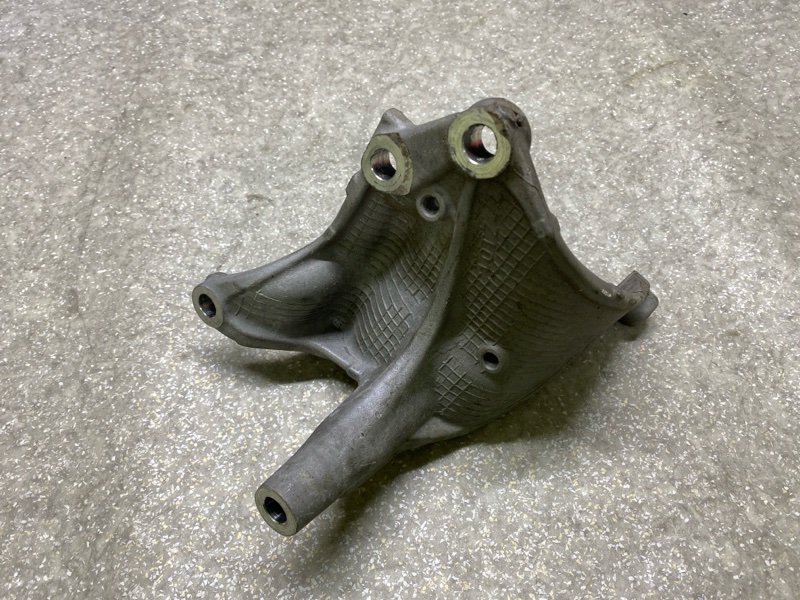 Кронштейн опоры двигателя задний ACURA TLX 14-17 2017 2.4 K24W7 50610-TZ4-A01 Б/У