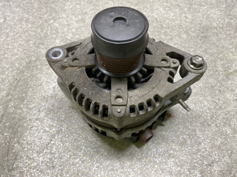 Генератор SIENNA 03-10 3.5 2GR-FE Генератор SIENNA 03-10 3.5 2GR-FE