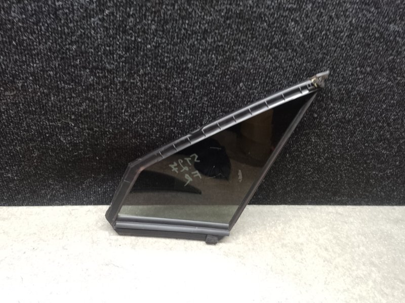 Стекло двери глухое переднее правое FORESTER 12-19 2013 2.5 FB25B