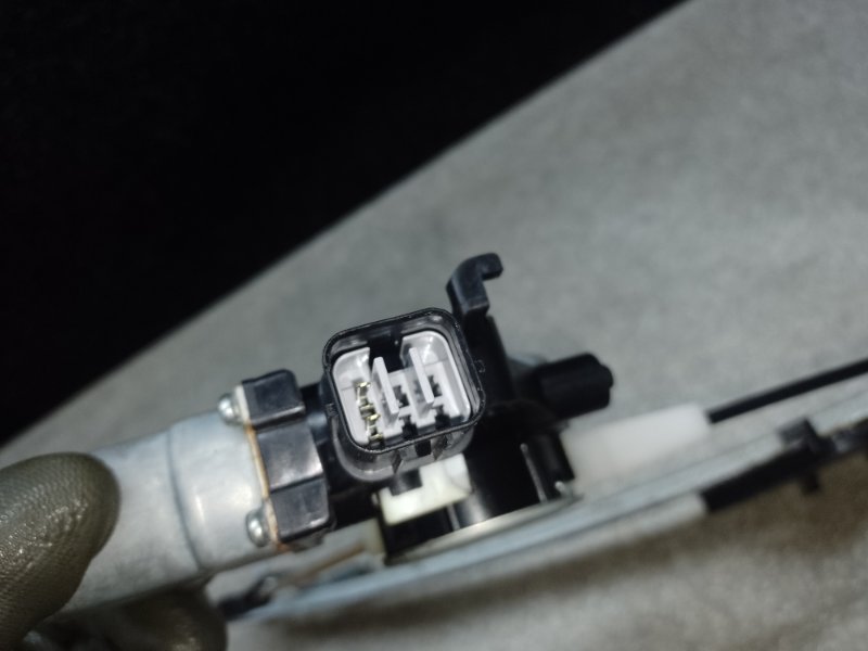 Стеклоподъемник задний правый SUBARU FORESTER 12-19 2.5 FB25B Стеклоподъемник задний правый SUBARU FORESTER 12-19 2.5 FB25B