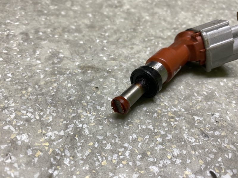 Форсунка топливная TOYOTA SIENNA 03-10 3.5 2GR-FE Форсунка топливная TOYOTA SIENNA 03-10 3.5 2GR-FE