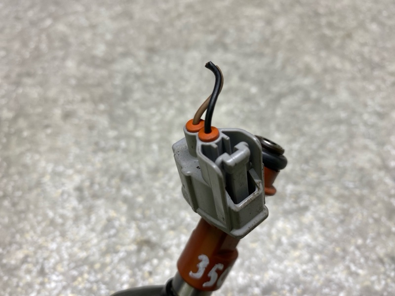 Форсунка топливная SIENNA 03-10 3.5 2GR-FE Форсунка топливная SIENNA 03-10 3.5 2GR-FE