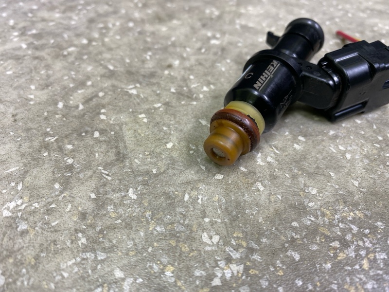 Форсунка топливная HONDA CIVIC FC/FK 15- 2.0L 4