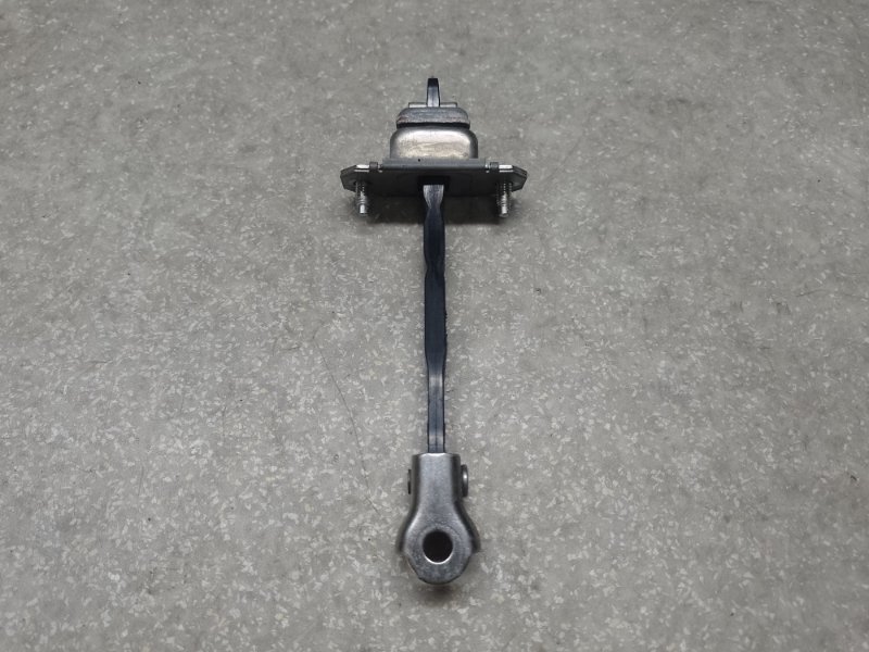 Ограничитель двери задний SUBARU FORESTER 12-19 2013 2.5 FB25B 62124FG003 Б/У